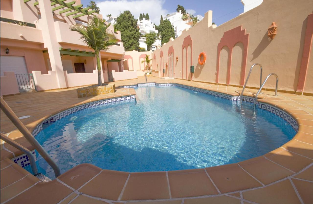 Albi B&B Burriana Beach Nerja Exteriör bild
