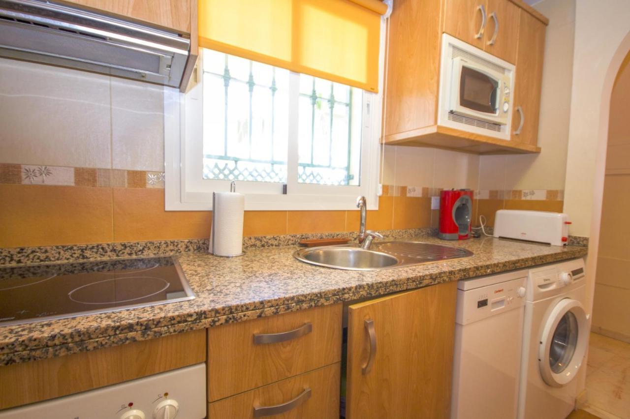 Albi B&B Burriana Beach Nerja Exteriör bild