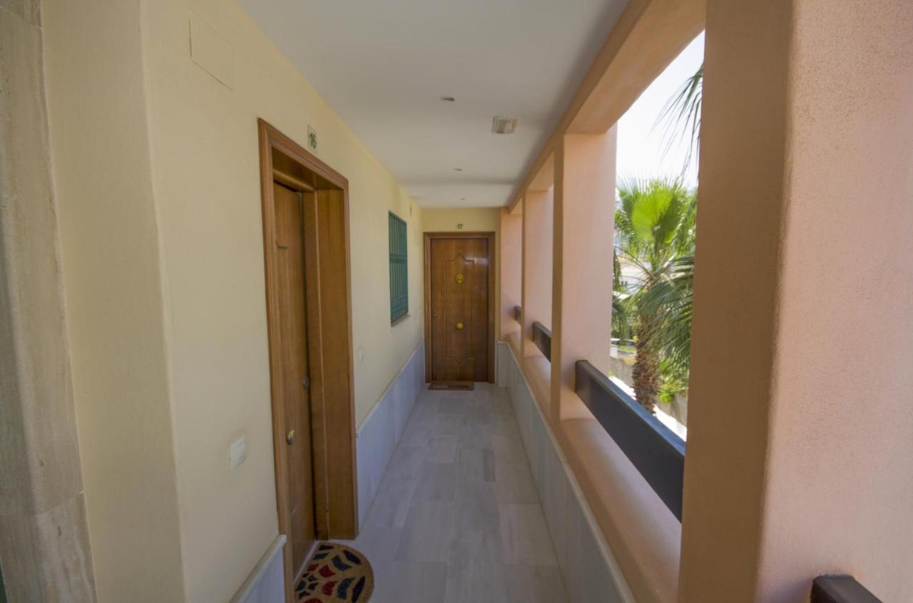 Albi B&B Burriana Beach Nerja Exteriör bild